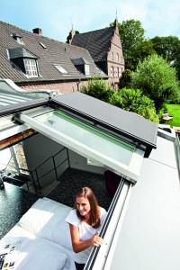 Новинка 2011: Roto Azuro – нове покоління мансардних вікон